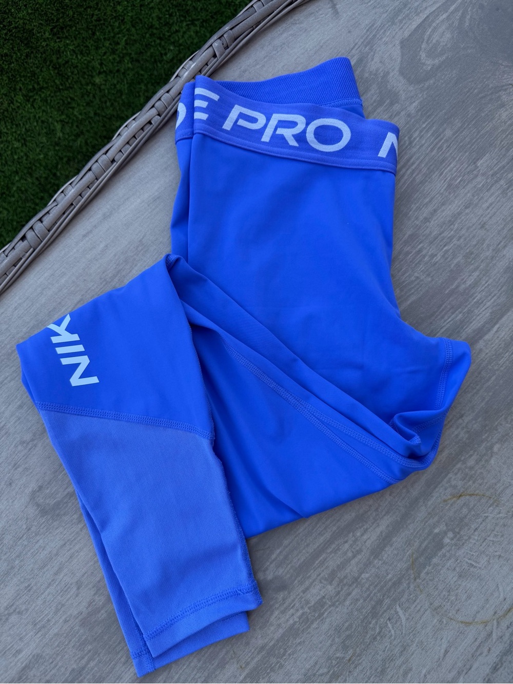 Nike women Pro Compression Leggings - Royal Blue